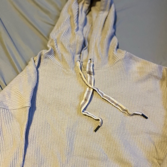 Aeries Beige Sweater - Picture 1 of 2